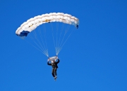 开云体育平台APP-伊萨克一锤定音，喀麦隆掀翻乌拉圭改写非洲足球历史