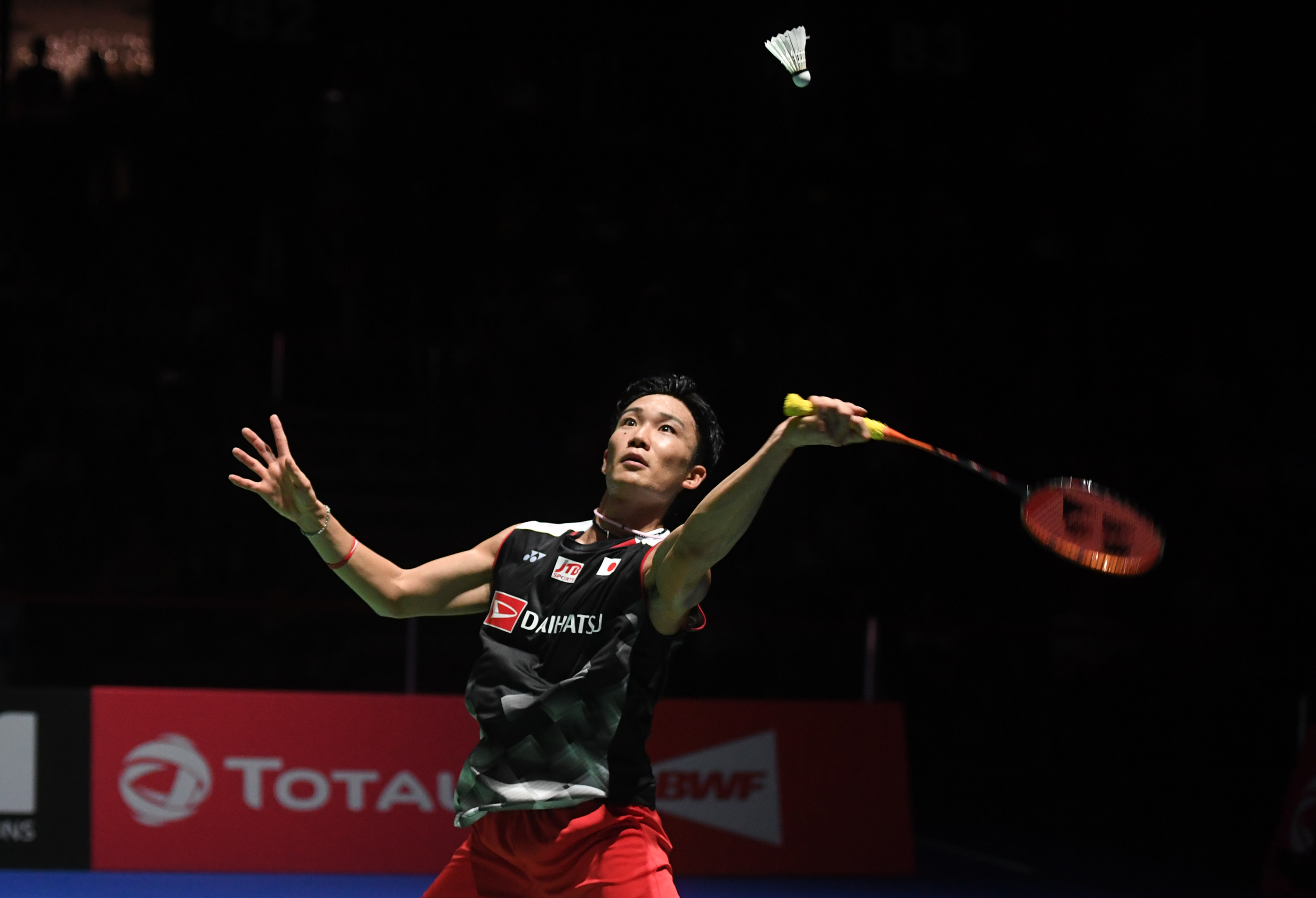 英格兰羽毛球队鏖战泰国羽毛球队，桃田贤斗关键制胜的简单介绍