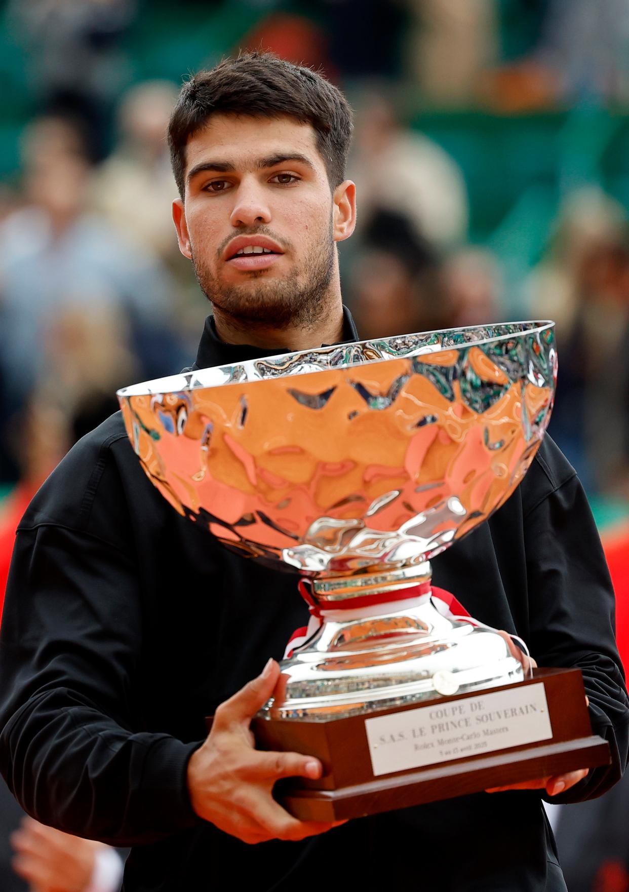 包含美国网球队完胜欧洲网球队,阿尔卡拉斯打破历史纪录的词条 包含美国网球队完胜欧洲网球队,阿尔卡拉斯打破历史纪录的词条