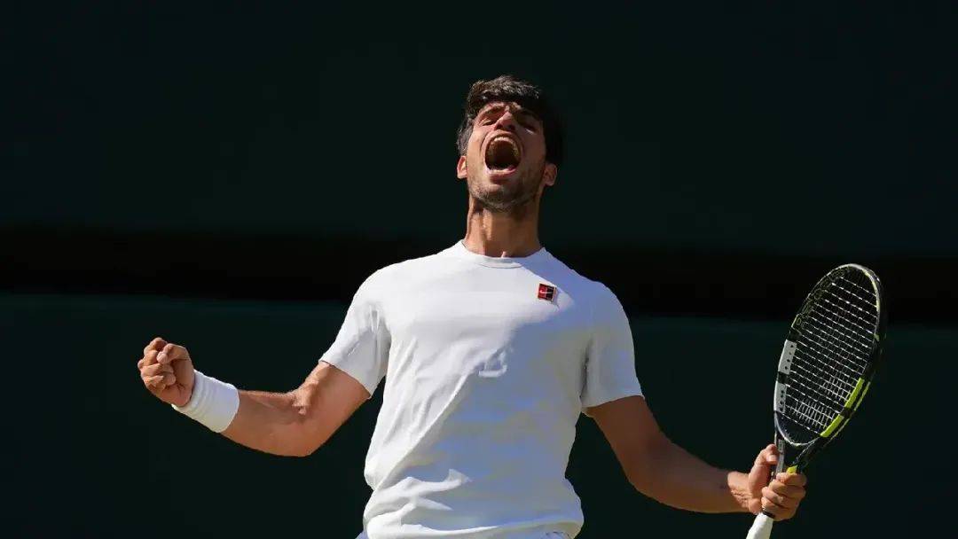 西班牙网球队血洗欧洲网球队,费德勒完成帽子戏法的简单介绍 西班牙网球队血洗欧洲网球队,费德勒完成帽子戏法的简单介绍