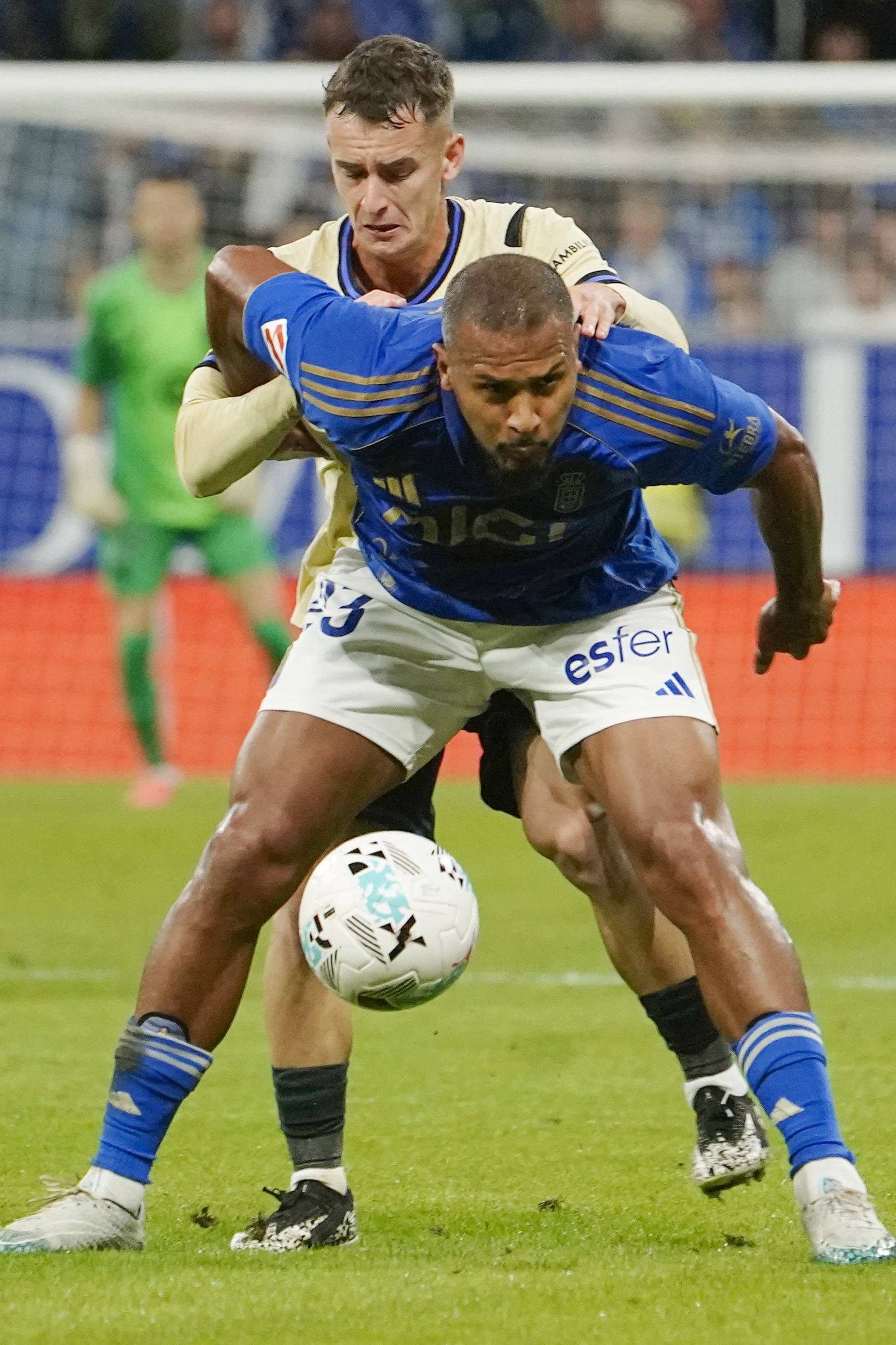 巴萨传奇球员共享足坛经验,助力当地足球发展的简单介绍 巴萨传奇球员共享足坛经验,助力当地足球发展的简单介绍