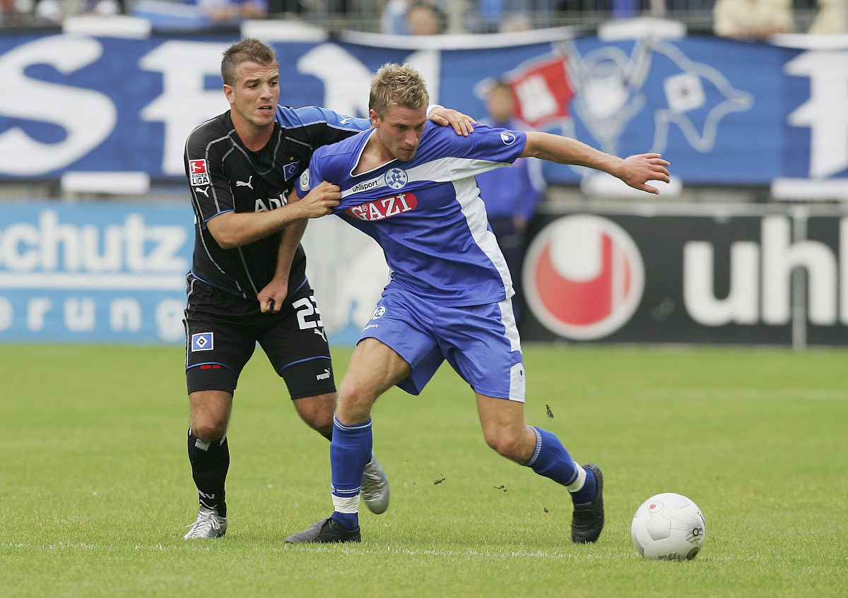 皇家社会端午节战胜比利亚雷亚尔的简单介绍 皇家社会端午节战胜比利亚雷亚尔的简单介绍