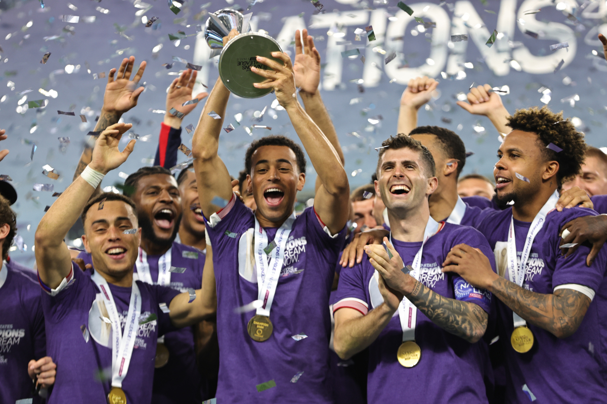 意大利队在国际比赛中表现出色,获得胜利的简单介绍 意大利队在国际比赛中表现出色,获得胜利的简单介绍