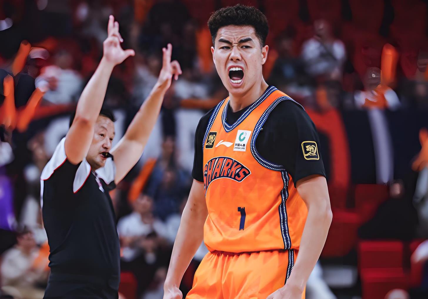 上海男篮在比赛中轻松击败对手的简单介绍 上海男篮在比赛中轻松击败对手的简单介绍