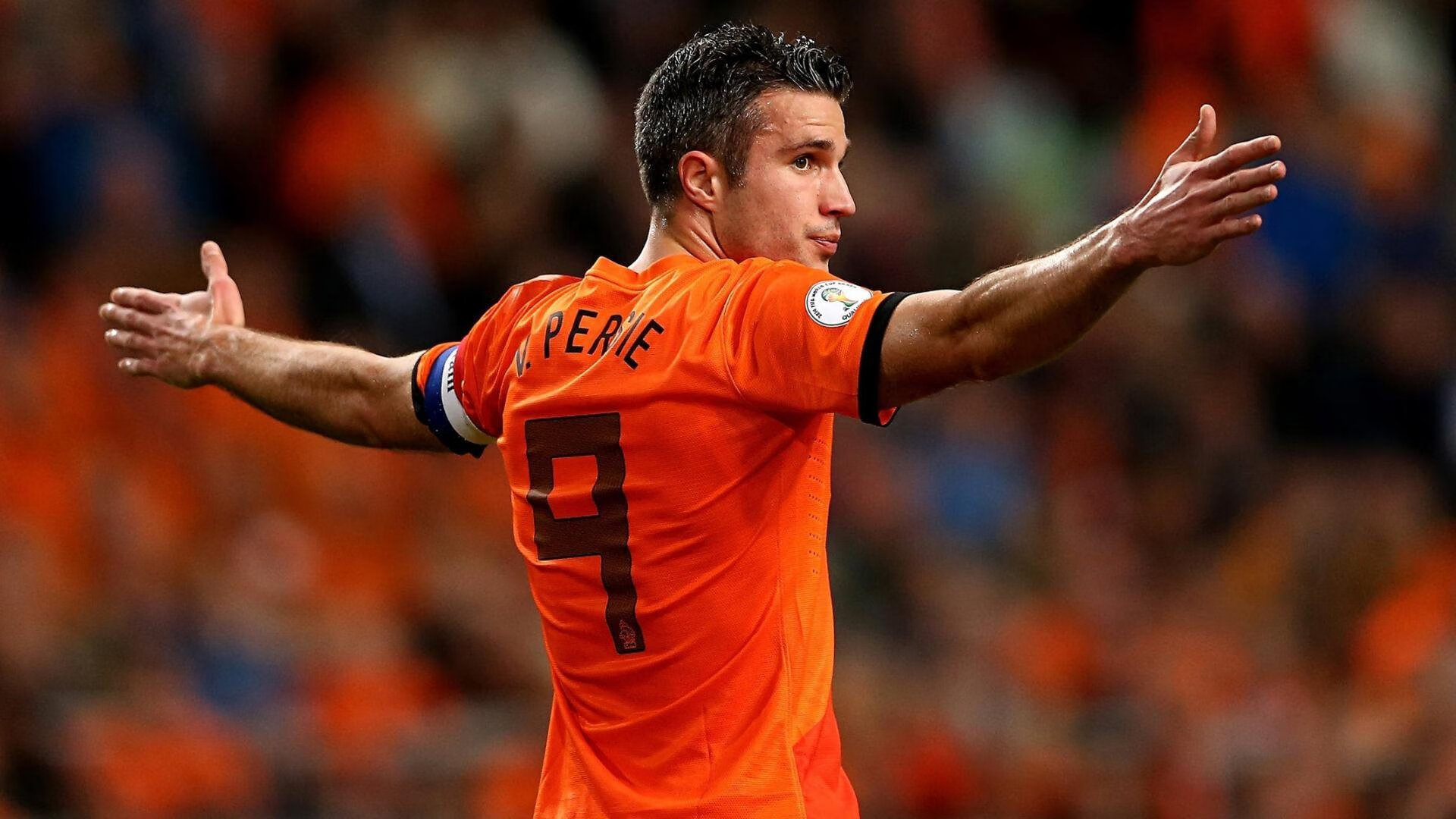 赛道与球场的交响，当F1争冠焦点遇上步行者带走爵士