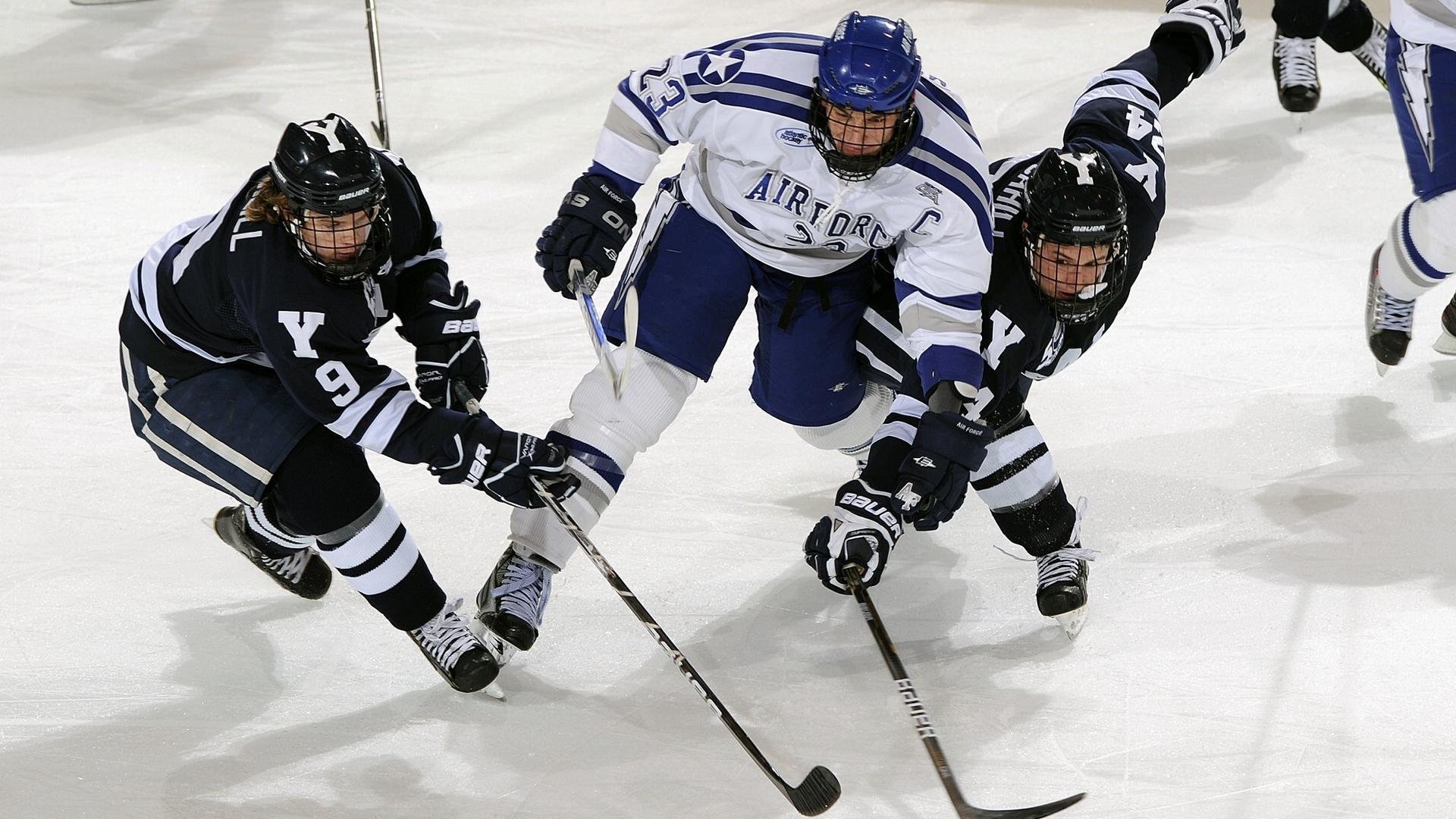 哈利伯顿关键战不手软，湖人关键战突围公牛