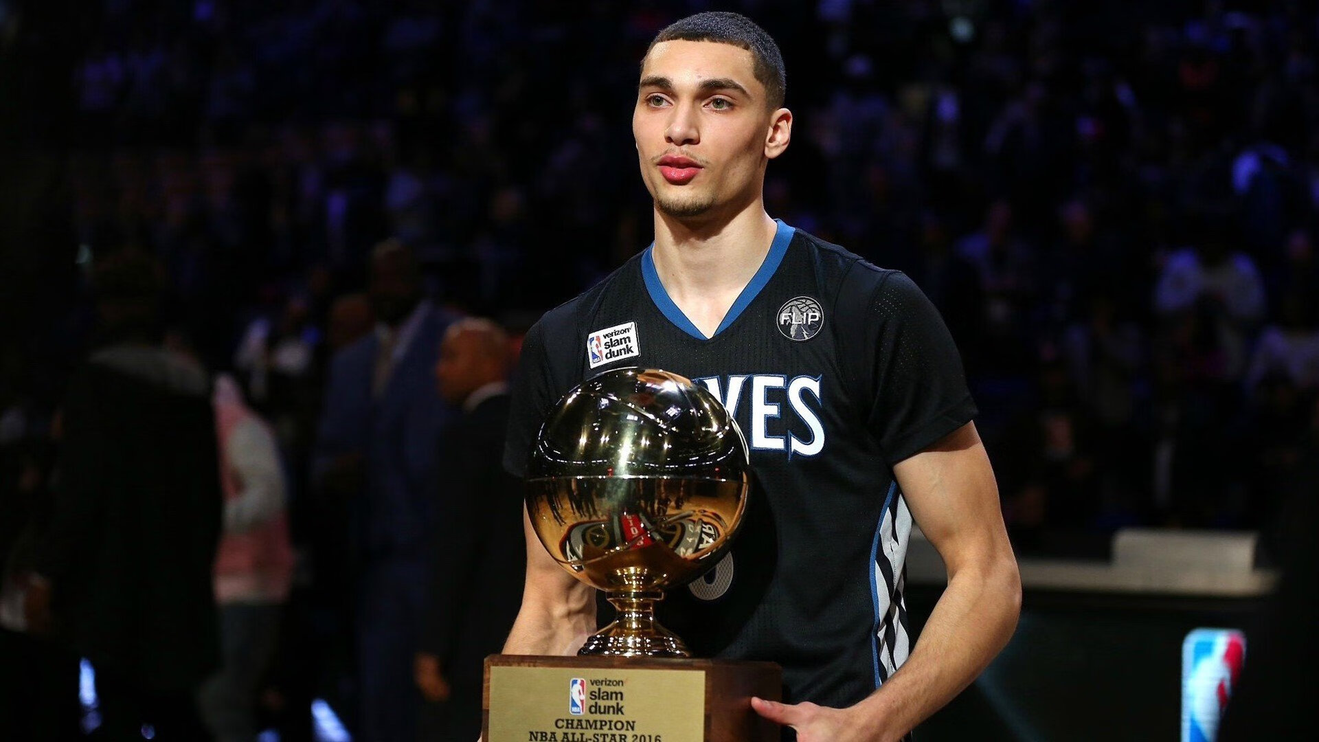 跨越时空的征服，当勇士淘汰骑士，哈登在欧冠半决赛接管比赛